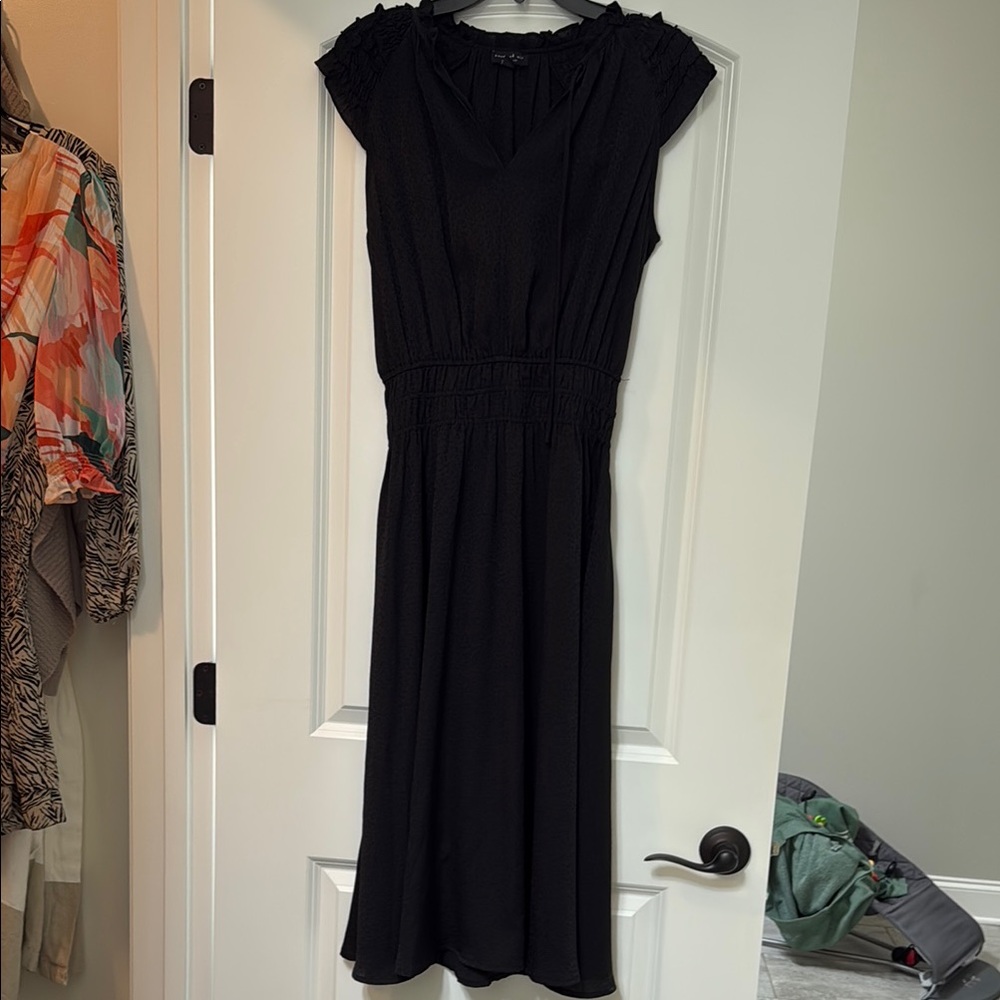 Current Air Black Ruched Sheath Midi Dress